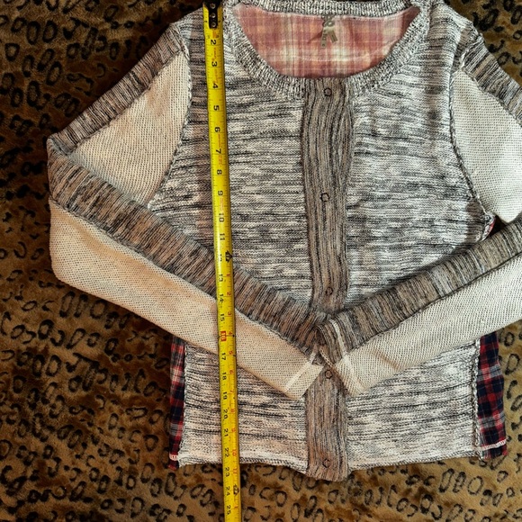 BKE Boutique Mixed Knit Plaid Lined Cardigan Sweater Small - Picture 11 of 11